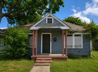 917 E Pulaski St, Fort Worth, TX 76104