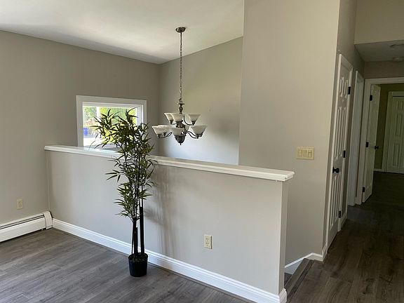 4th image of 68 Centracchio St