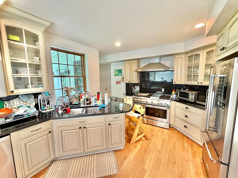 7538 Morningside Dr NW — Photo 18