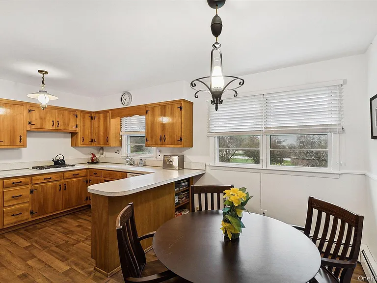 990 Three Waters Ln — Photo 11