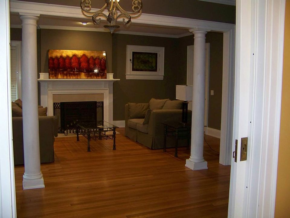 1st image of 209 Forest Ave