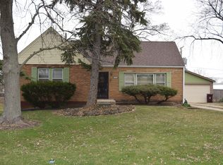 19W728 13th St, Lombard, IL 60148