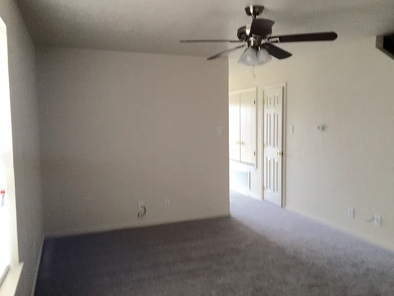 5202 Daybreak Cir — Photo 1