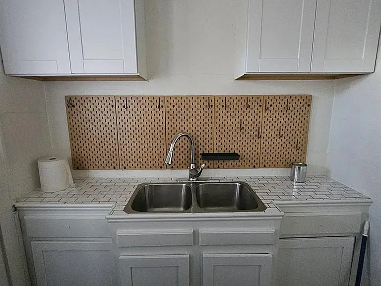 1302 W Bell St #1 — Photo 7