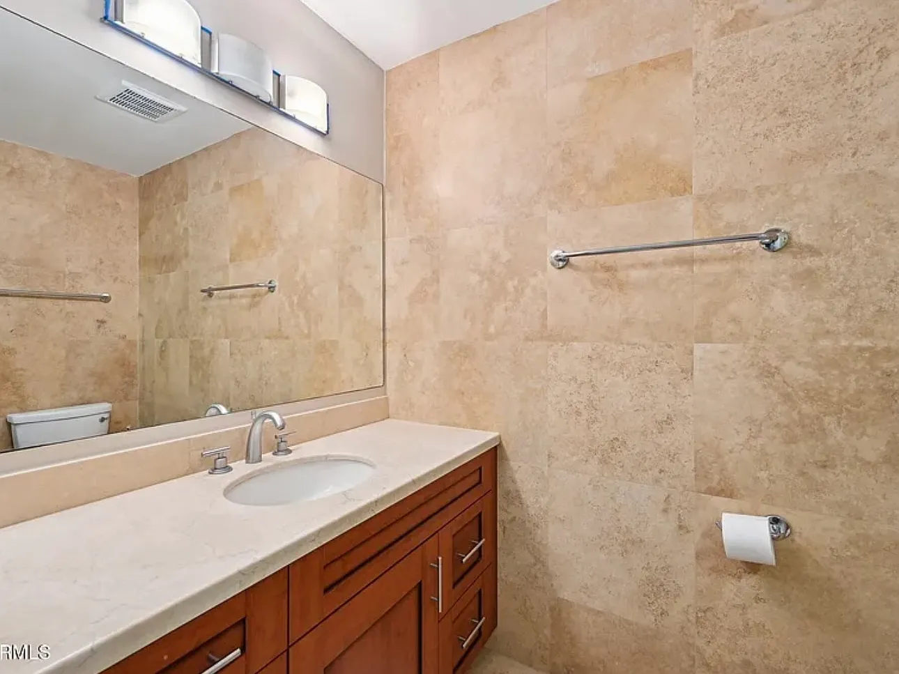 1 bed, 803 sqft, $2,500 — Photo 2