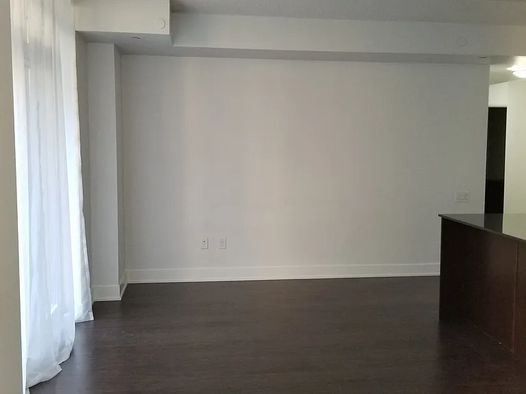 7608 Yonge St #210 — Photo 6