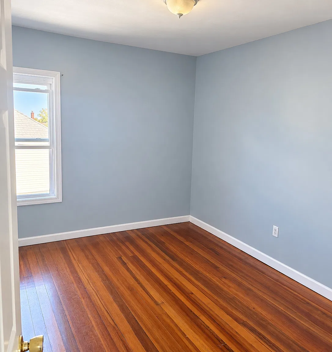 3 bed, $2,000 — Photo 3