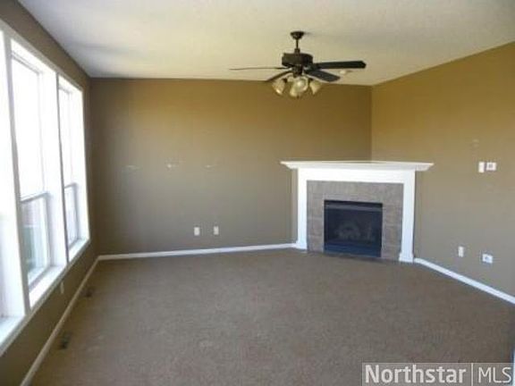 5th image of 3493 Walden Dr