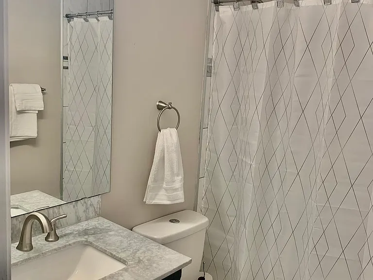 2104 Sayan Ct — Photo 7