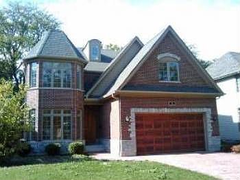 1st image of 16 Hiawatha Dr
