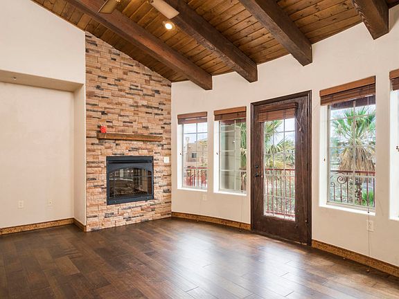 3rd image of 1320 Avenida De Mesilla #221A