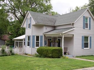 315 W 3rd St, O'Fallon, IL 62269