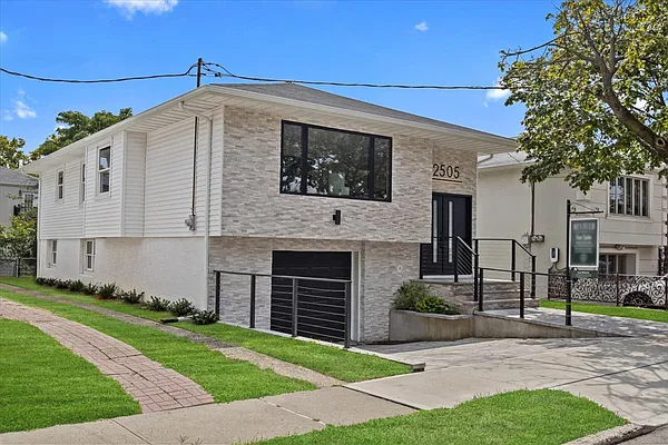 Sold by Revived Residential | media 3