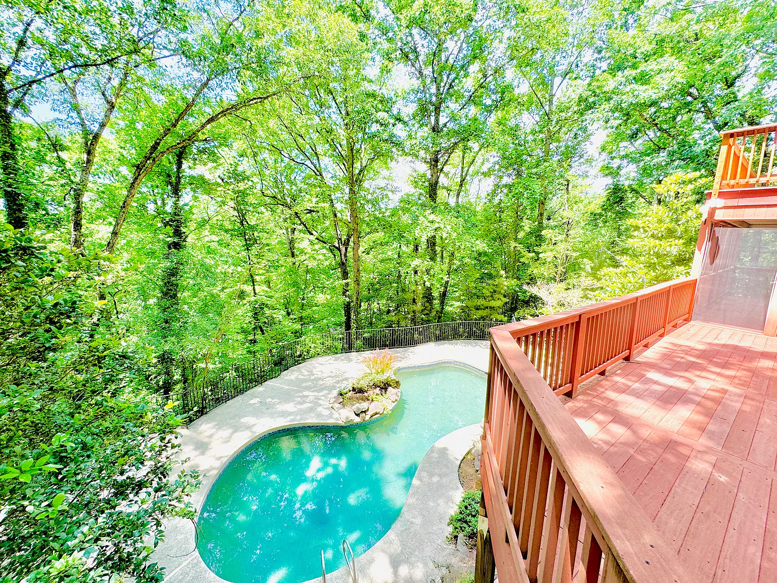 175 River Court Pkwy — Photo 2