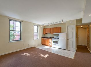 527 S 21st St #2F, Philadelphia, PA 19146