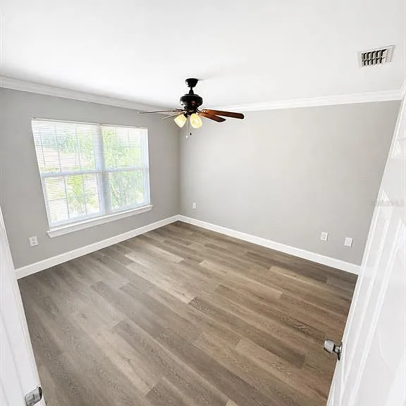 5447 Vineland Rd #1313 — Photo 9