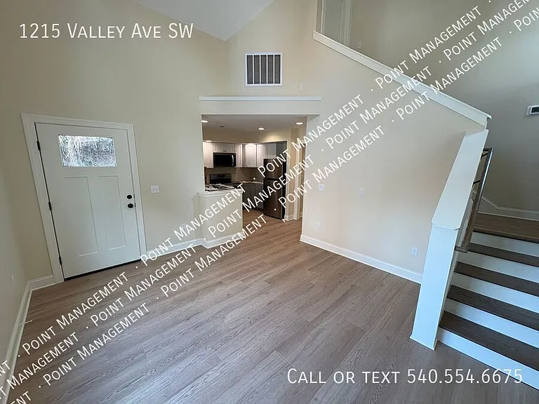 1215 Valley Ave SW — Photo 10