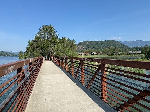 Dover Bay has extensive groomed walking/biking trails. Enjoy nature And stunning views in your own backyard