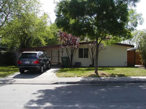 657 Flannery St, Santa Clara, CA 95051