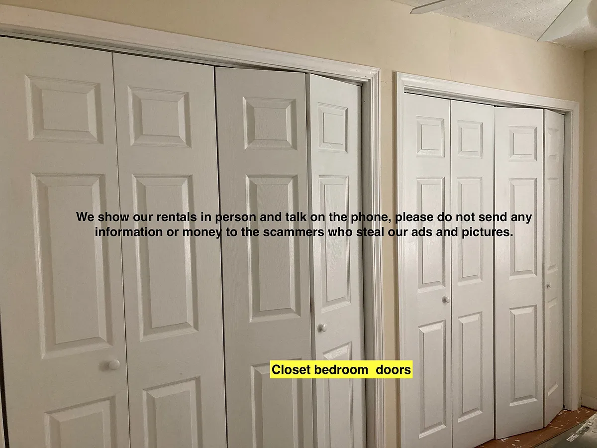 Closets in Bedroom - 625 Windcrest Dr