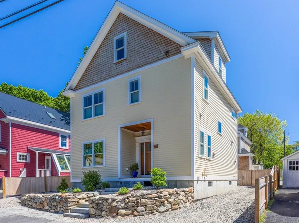 57 Sherburne Avenue, Portsmouth, NH 03801