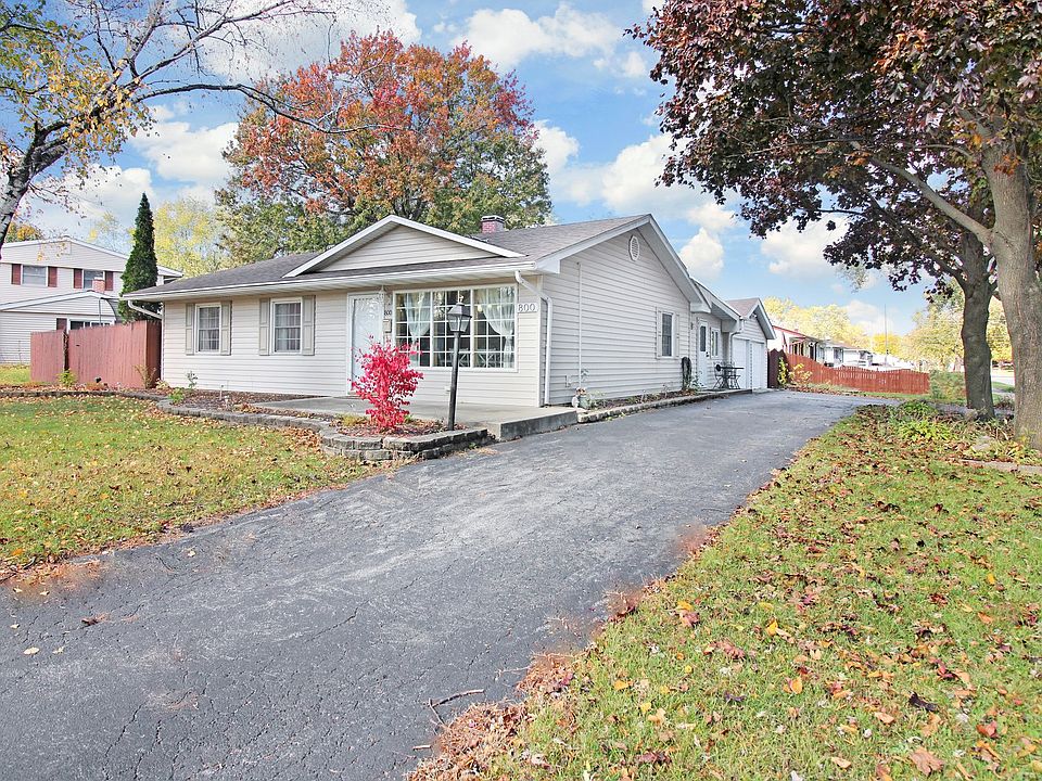 1st image of 800 Hollyberry Dr