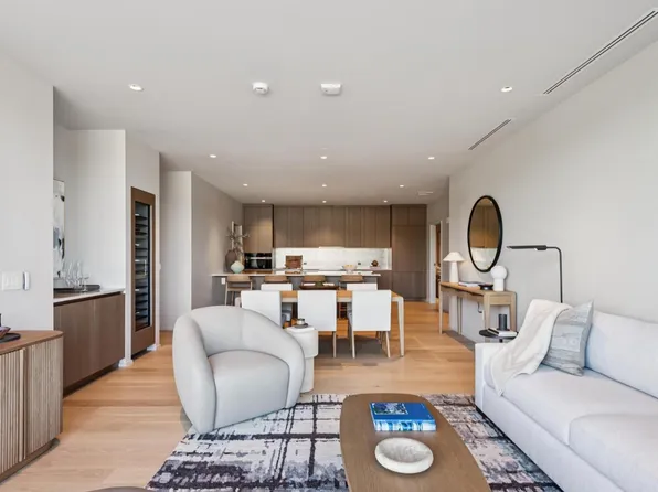 171 Sawmilll Circle #203, Healdsburg, CA 95448