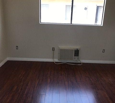 4th image of 8844 Orion Ave APT 2