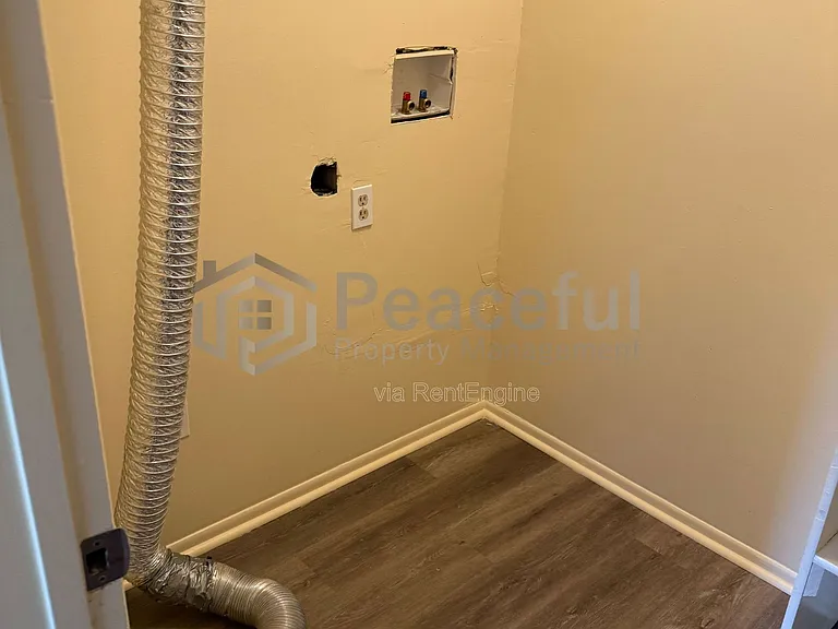 4693 S Arlington Park Dr #2 — Photo 28