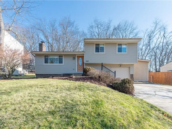 350 Fruitwood Dr, Bethel Park, PA 15102