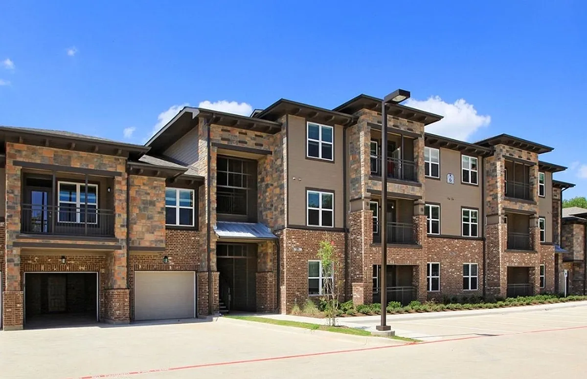 Building Photo - River Springs at Barge Ranch