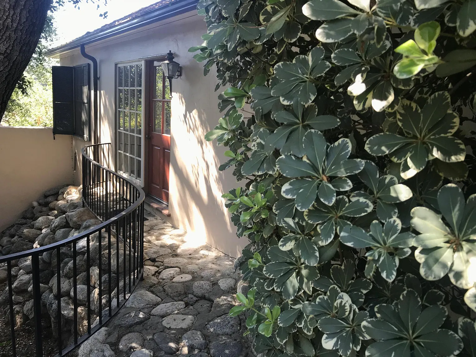 Flintridge Oaks Dr, La Canada — Photo 2