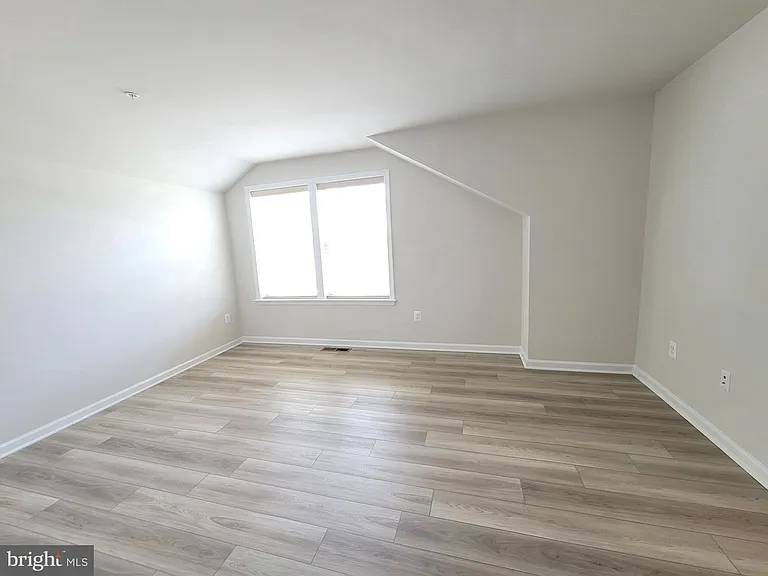 22320 Plover St — Photo 11