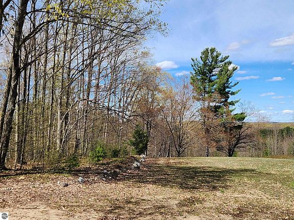 4th image of 7777 Henschell Rd SW