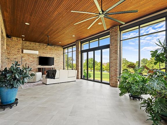 5th image of 2567 Loblolly Ln