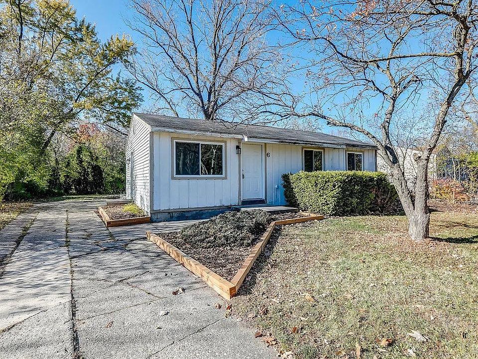 1st image of 6 Lucerne Ct