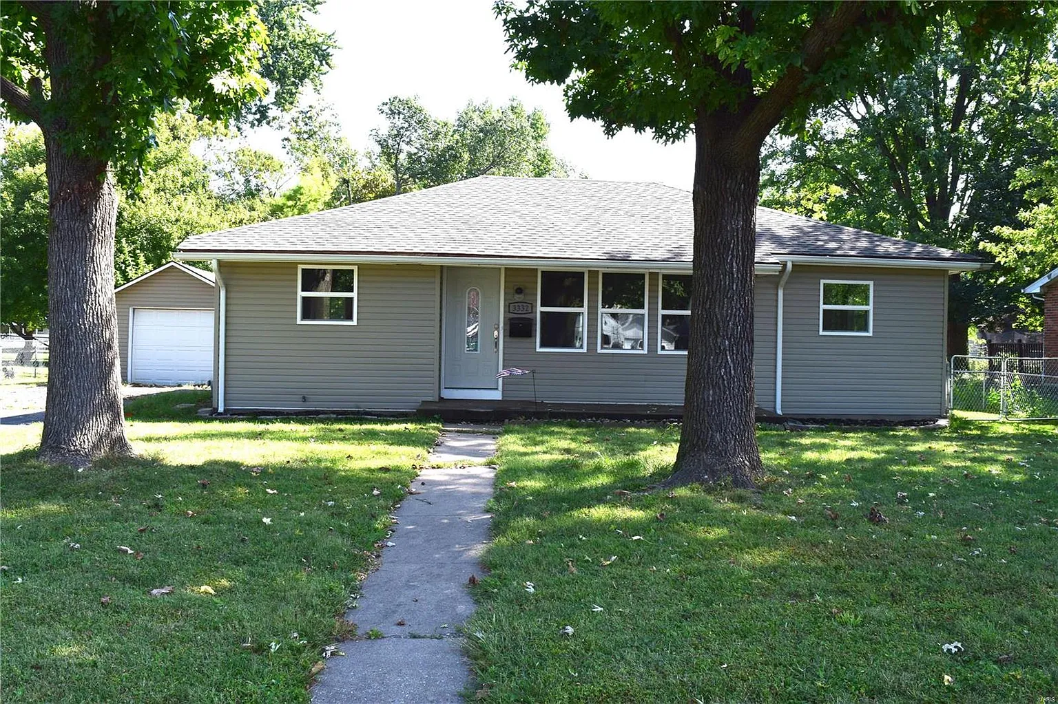 3332 Johnson Rd photo 1
