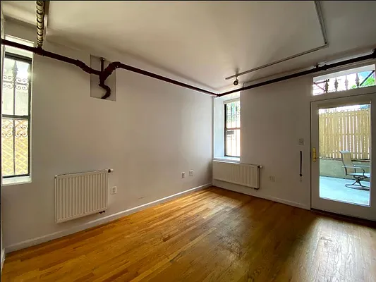 Rented by Skyward | media 31