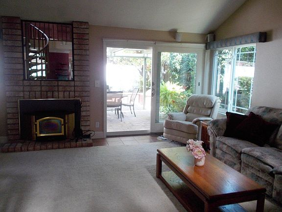 4th image of 4041 Ashbrook Cir