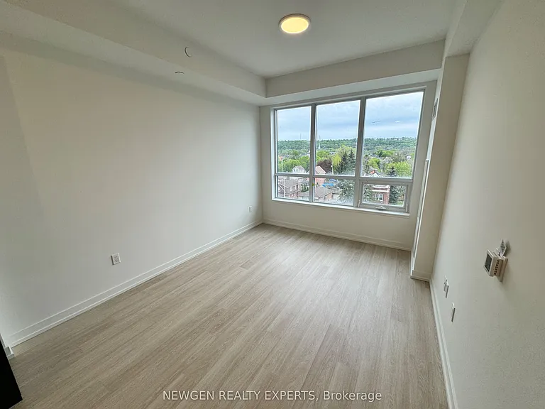 415 Main St W #603 — Photo 7