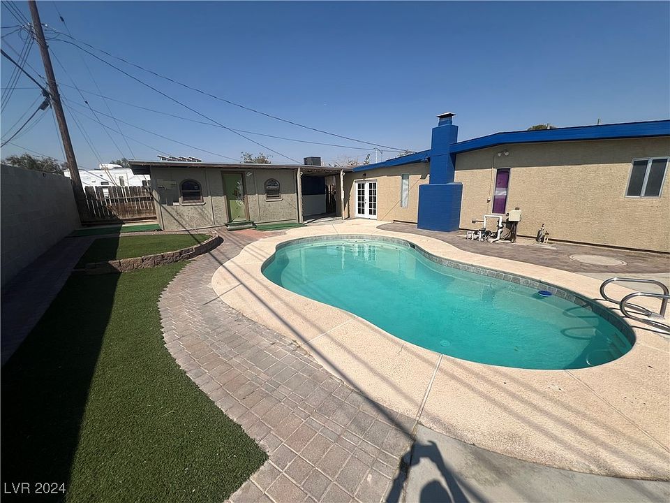1st image of 4809 Randall Dr