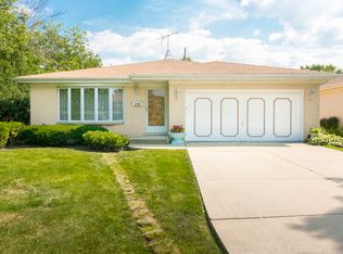 7133 W Oakton St, Niles, IL 60714