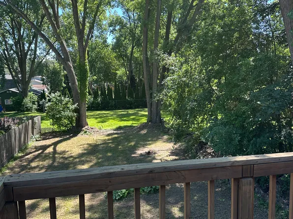 1511 S Point Rd, Green Bay, WI 54313