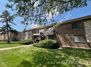 160-180 N Wolf Rd UNIT 2C, Wheeling, IL 60090