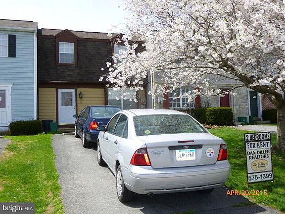 2nd image of 6 Windsor Ct