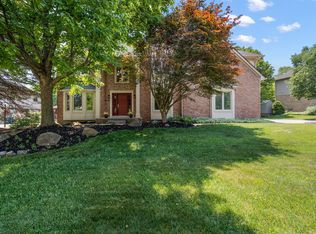 9063 Woodgrove Dr, Plymouth, MI 48170