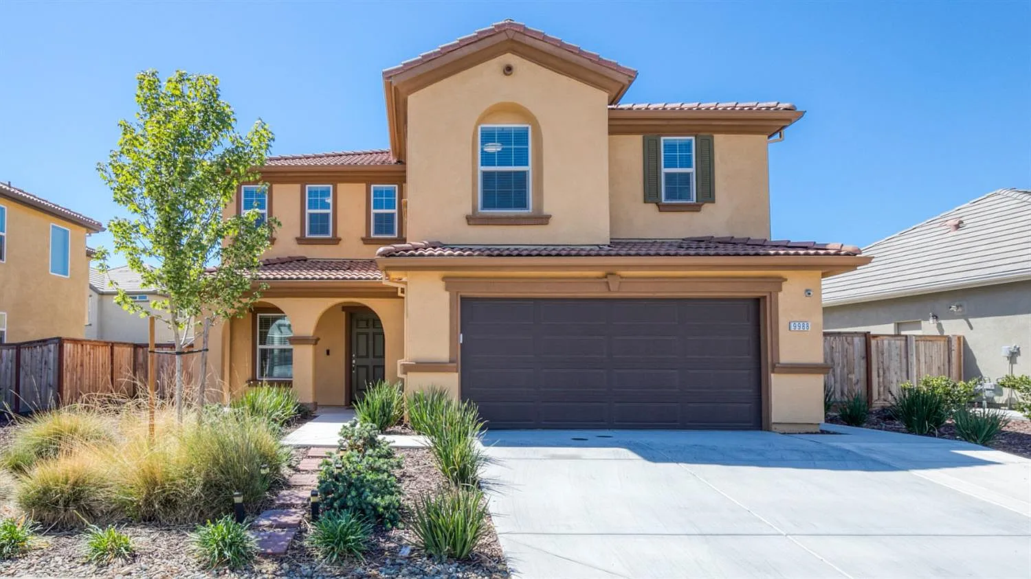 9988 Fan Shell Ln photo 1