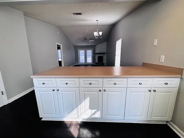 420 Londonberry Dr — Photo 7