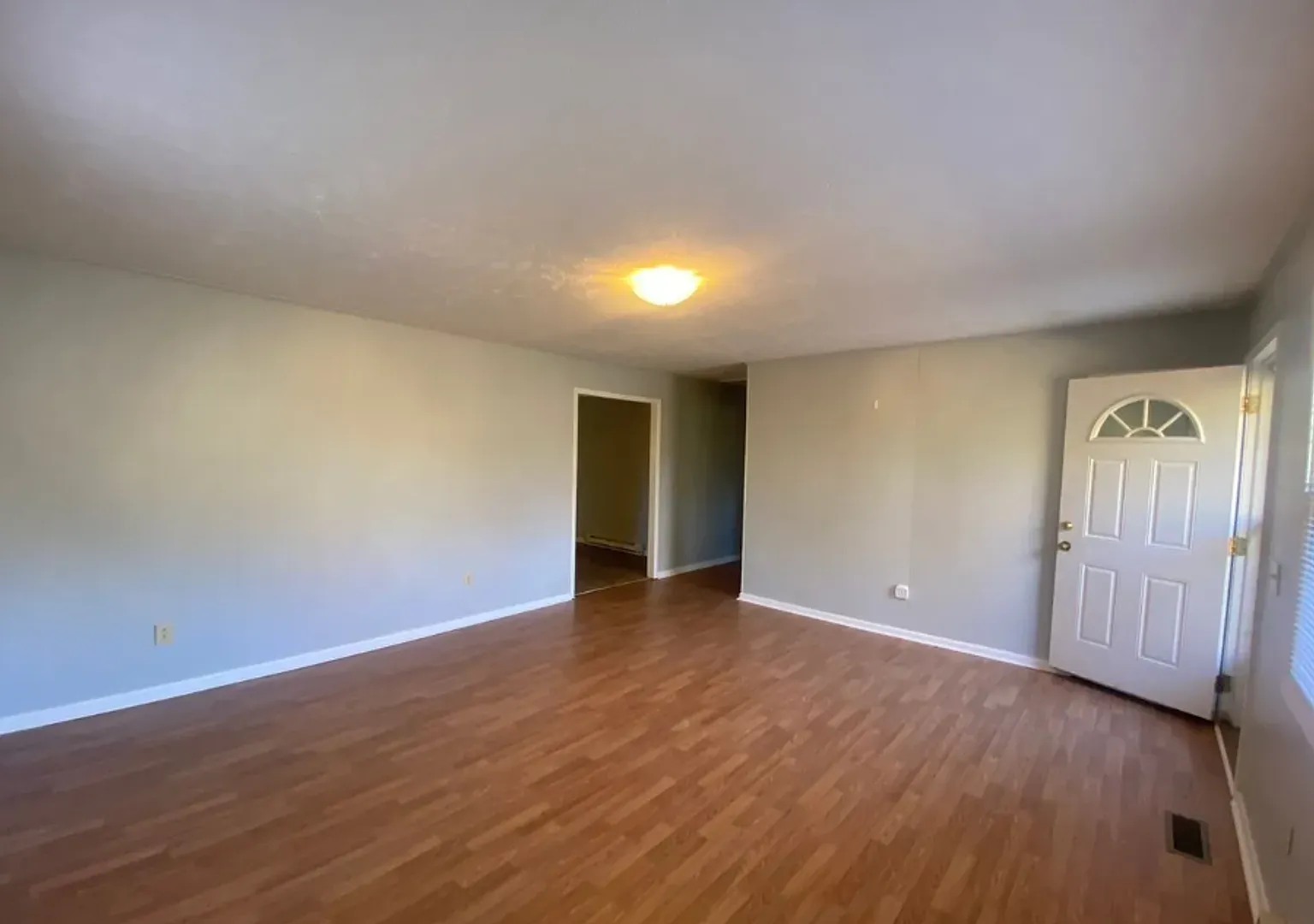 3 Bedroom 2 Bathroom Home located in Greeneville, TN — Photo 3