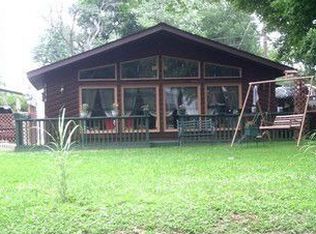 2136 Wall St, Murphysboro, IL 62966